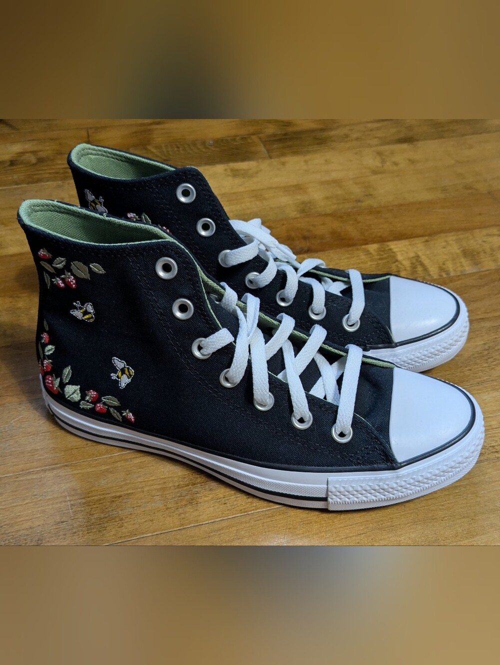 Converse Black High-Top Sneakers with Strawberry & Bee Embroidery - Picture 3 of 8